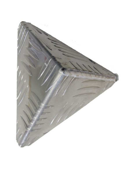 COIN EN ALUMINIUM STRIÉ 120 X 120 X 95 MM