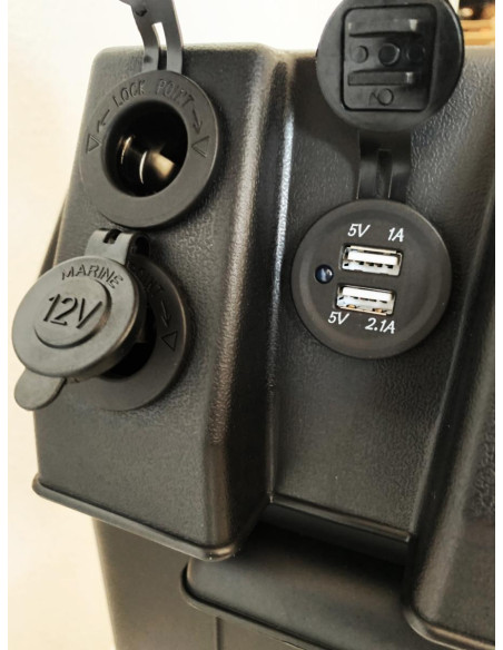 COFFRE À BATTERIE INTELLIGENT (12V) AVEC PRISES ALLUME CIGARE ET USB