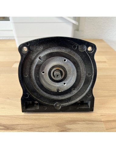 MOTEUR POUR LE TREUIL ÉLECTRIQUE 2050 KG