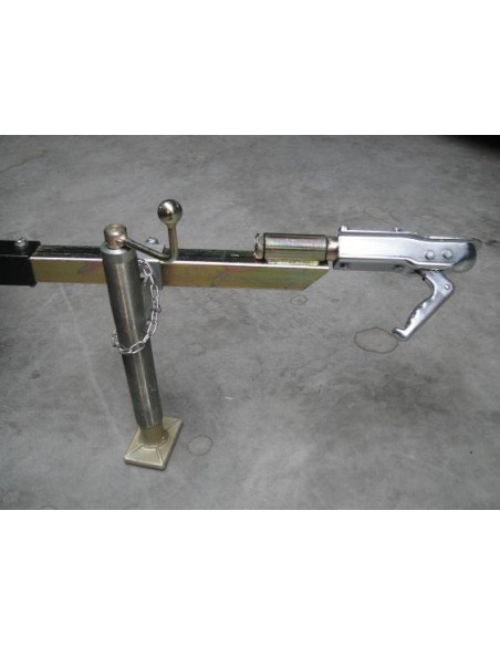 ATTELAGE AGRICOLE PIVOTANT POUR TIMON 60 X 60 MM DIMENSIONS 50 X 50 MM