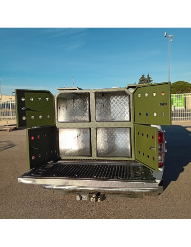 COFFRE ALUMINIUM POUR TRANSPORT 4 CHIENS DIM....