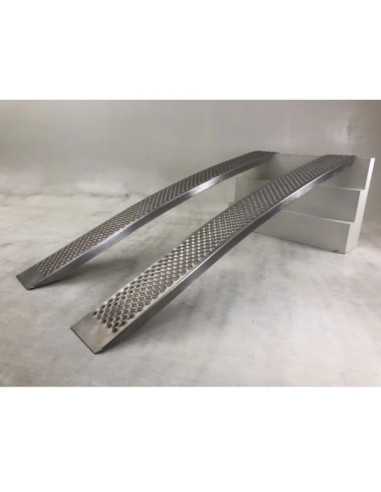 RAMPES EN ALUMINIUM COURBEES LONGUEUR 2,5M...