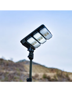 LAMPE LED SUR TREPIED HAUTE...