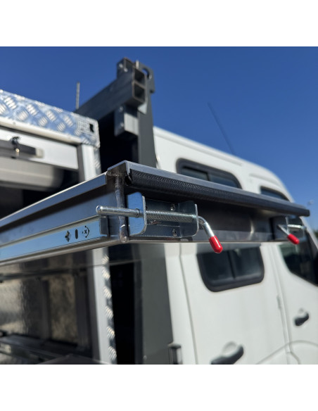 COFFRE ALUMINIUM 2 OUVERTURES COULISSANTES DIM. 1800 X 600 X 1200 MM